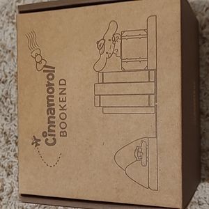 Sanrio Cinnamoroll Bookend